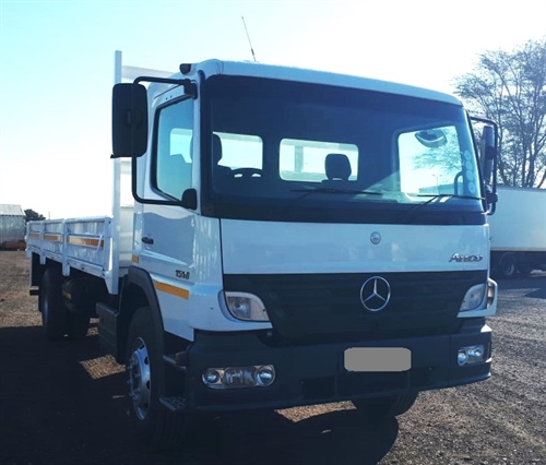 Mercedes Benz 1518 / 54 